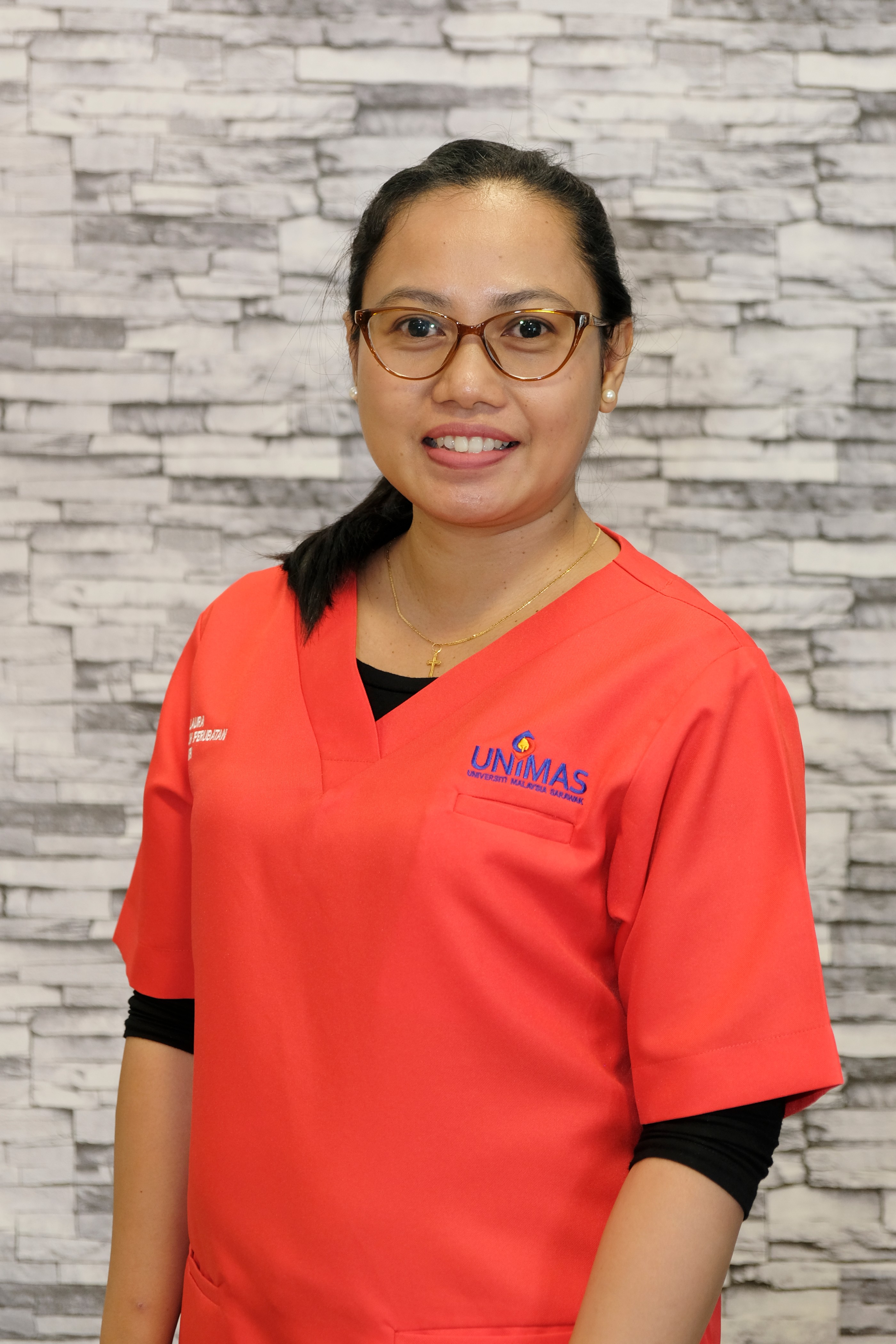 Debra Laura Anak Lawrence